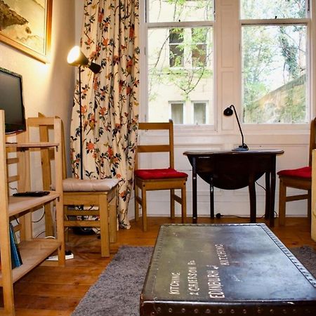 Central 3 Bedroom Next To Leafy Meadows エディンバラ エクステリア 写真
