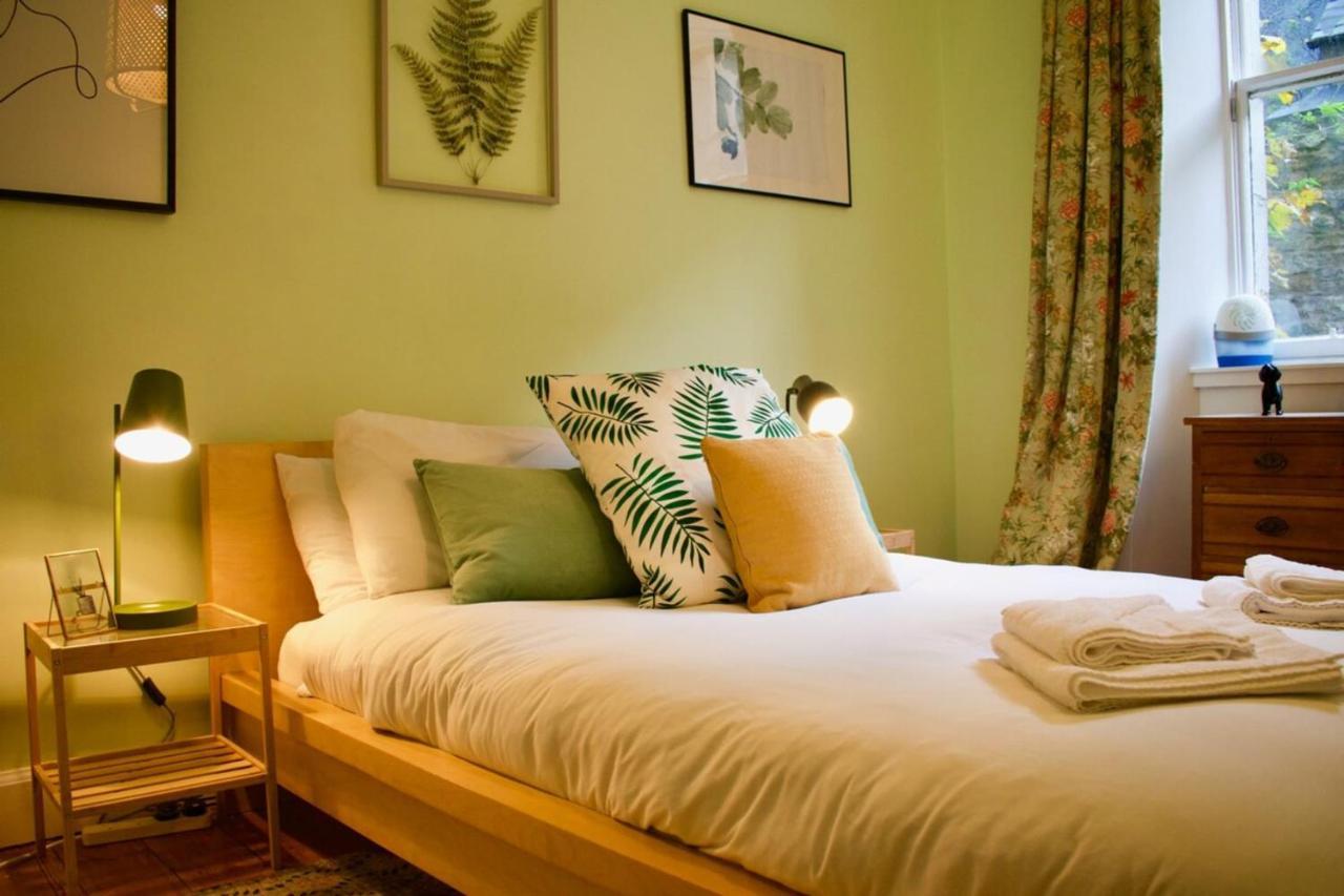 Central 3 Bedroom Next To Leafy Meadows エディンバラ エクステリア 写真
