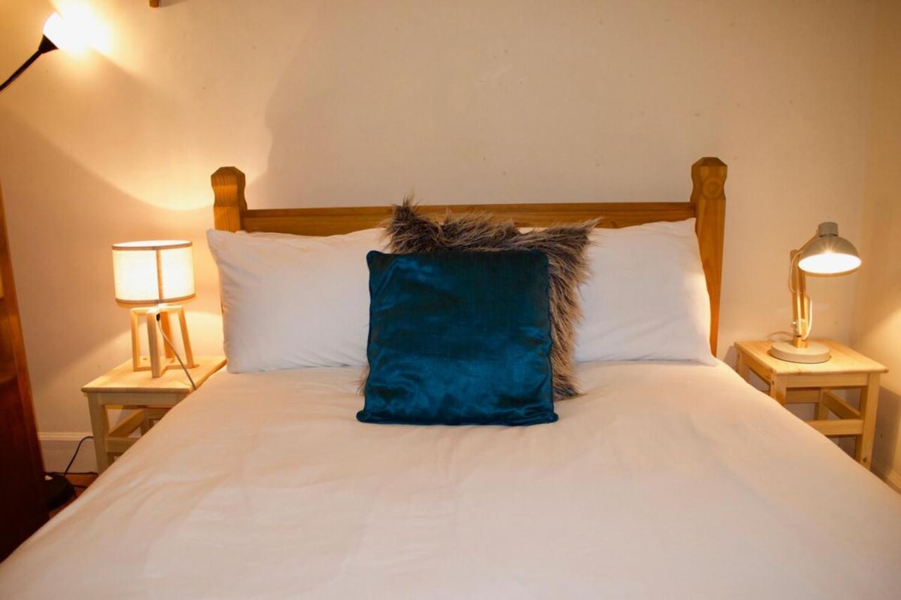 Central 3 Bedroom Next To Leafy Meadows エディンバラ エクステリア 写真