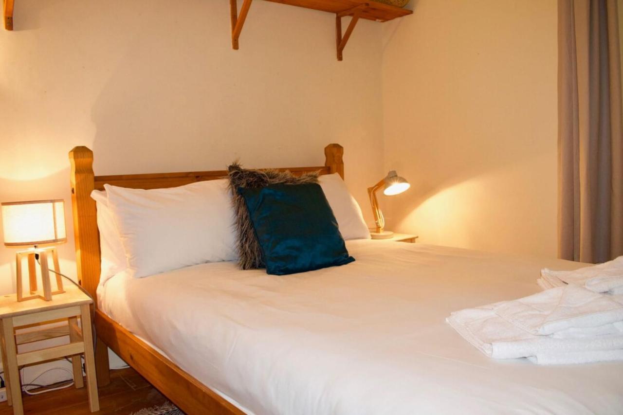 Central 3 Bedroom Next To Leafy Meadows エディンバラ エクステリア 写真